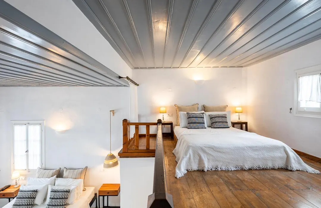 Lighthouse Hotel-1